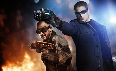 captain-cold-heat-wave-the-flash-brothers-guns-mick-rory-wentworth-miller.jpg